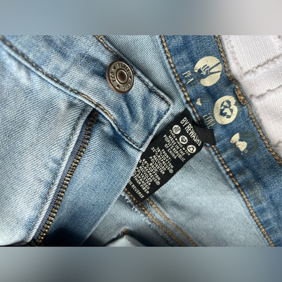 REWASH High Rise Mom Jeans - Picture 4 of 7